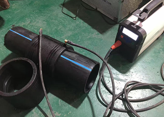 Μηχανή συγκόλλησης 2.2KW PPR Electrofusion 20200mm οξυγονοκολλητής σωλήνων Electrofusion