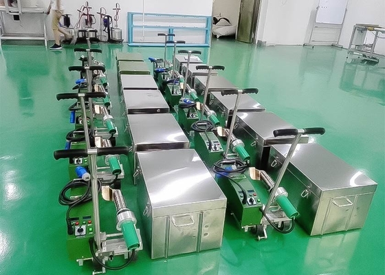 Μηχανή συγκόλλησης θερμού αέρα TPO Polymer 4200W Δύναμη θερμού αέρα 40mm Σφουγγαρίστρα συγκόλλησης