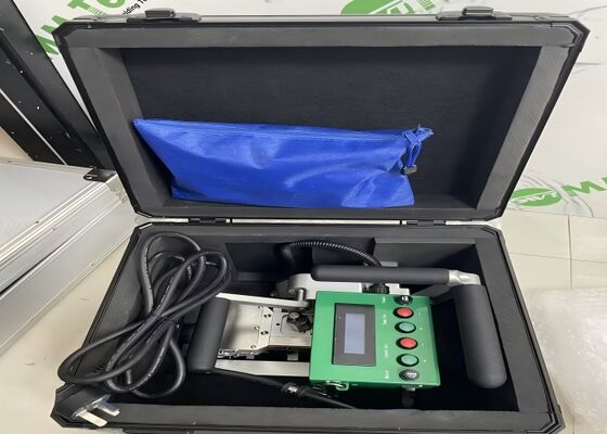 0.5mm-1.5mm CX300 Μηχανή συγκόλλησης γεωμεμβράνης με χάλκινο καυτό σφήνα για λίμνη ψαριών 220V
