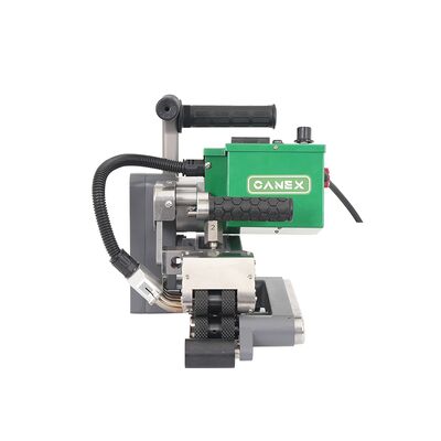 Μηχανή συγκόλλησης γεωμεμβράνης CX500L Τροφοδοσία μεμβράνης και στις δύο πλευρές της ίδιας όψης