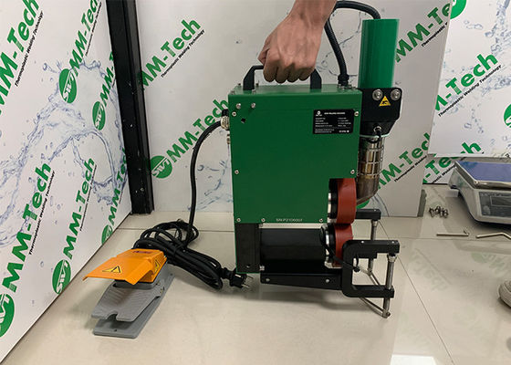 3.6kw πλαστική μηχανή συγκόλλησης ζεστού αέρα επιτραπέζιων μουσαμάδων για Hem τη συγκόλληση