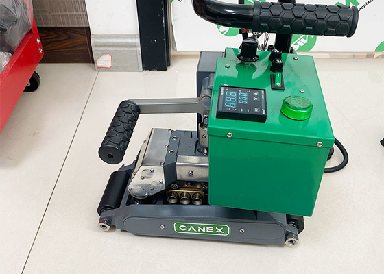 Μηχανή Συγκόλλησης Γεωμεμβράνης CX900 1400W με Έλεγχο Θερμοκρασίας για Λιμνοδεξαμενή